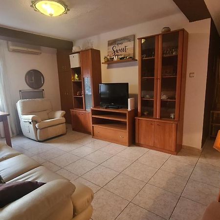 Rooms On Malvarrosa Beach Valensiya Dış mekan fotoğraf