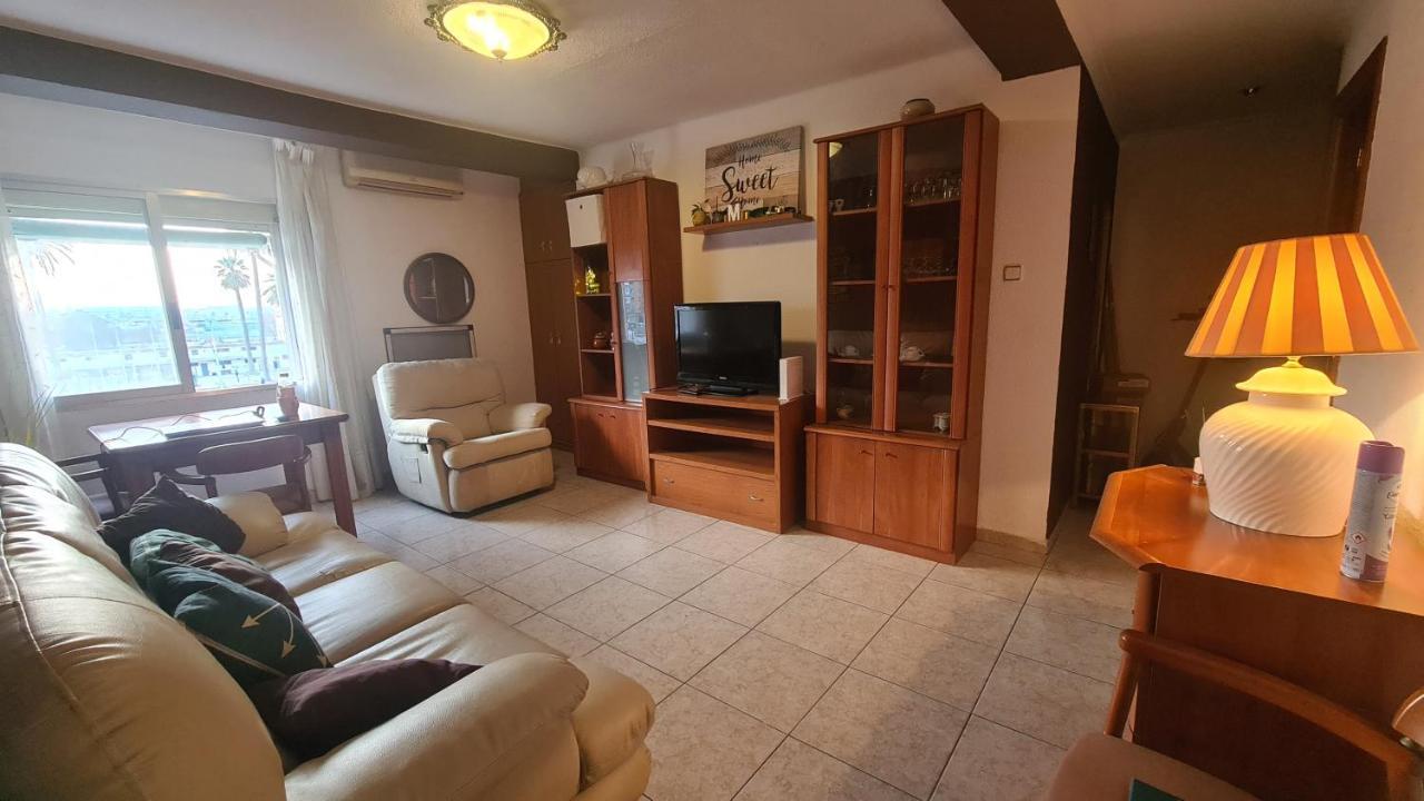 Rooms On Malvarrosa Beach Valensiya Dış mekan fotoğraf