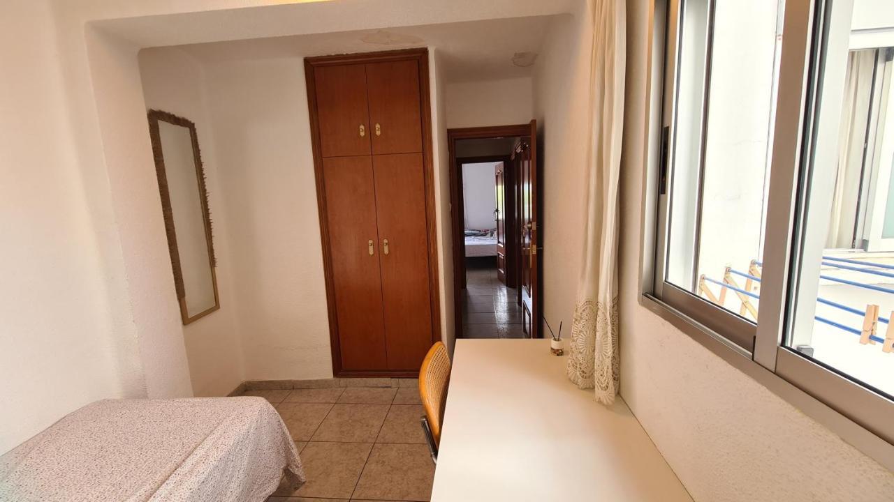 Rooms On Malvarrosa Beach Valensiya Dış mekan fotoğraf
